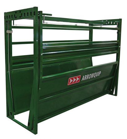 Easy Flow adjustable cattle race with one blinder in top position 