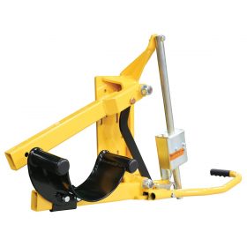 Yellow cattle head scoop fully closed